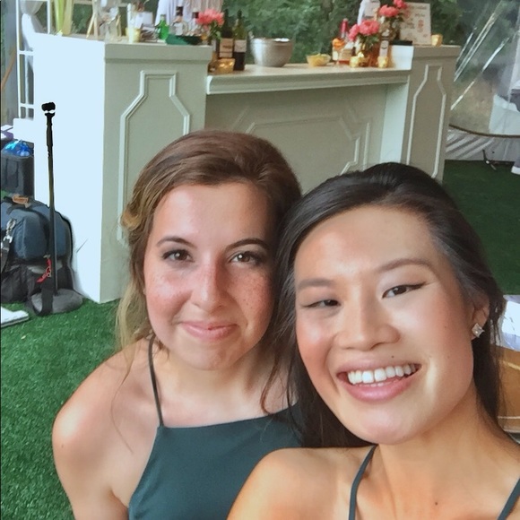 Meet your Posher, Danielle - Picture 2 of 3